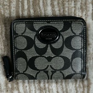 Coach Zip Square Wallet Monogram